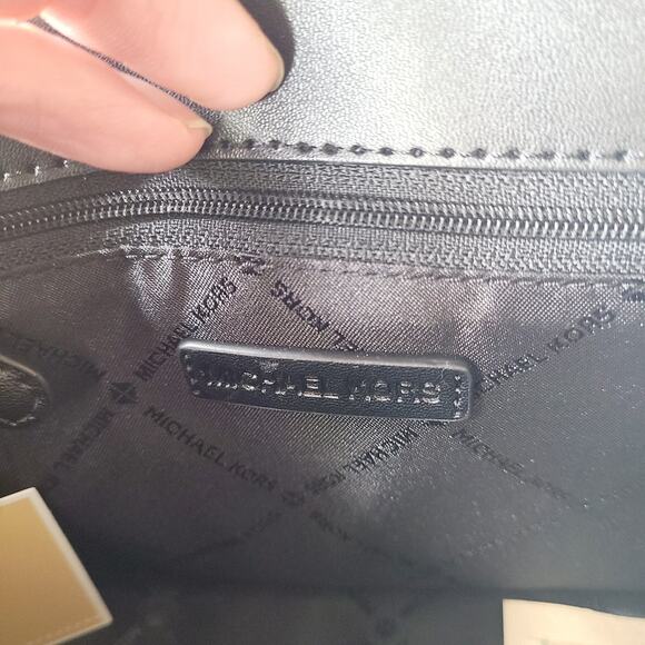 MICHAEL KORS GREENWICH small shoulder FLAP CROSSBODY BAG MK Black and Gold MULTI - Picture 7 of 15